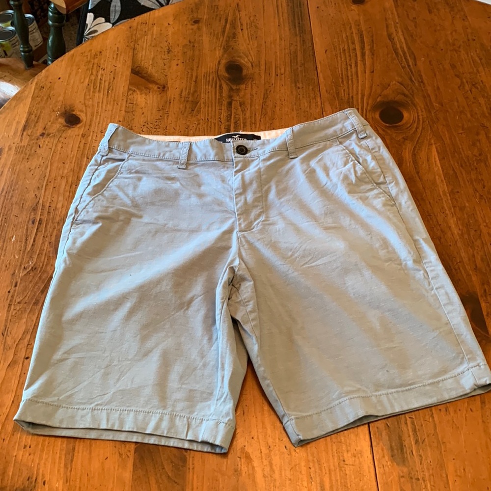 Hollister Epic Flex Light Blue Flat Front Short 9” Size 32